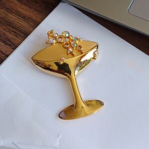 JJ Jonette Gold Tone Champagne Glass Rhinestones Bubbles Pin Brooch Signed